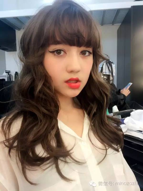 明星|初中生比你还会打扮！00后日本嫩模已加入“千年美女”豪华套餐