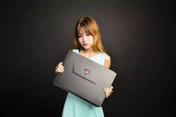 965m的笔记本有哪些,最便宜的7940笔记本