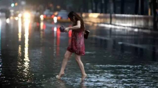 台风尼伯特福建狂风暴雨,台风尼伯特路径将影响的城市