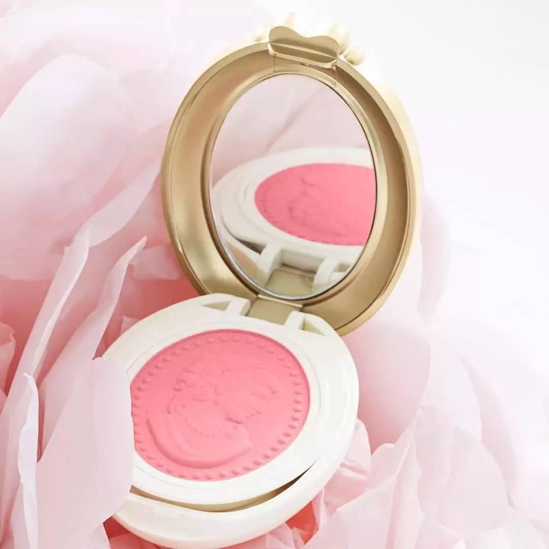 看世界你以为Laduree只有马卡龙？这个品牌最懂少女心事