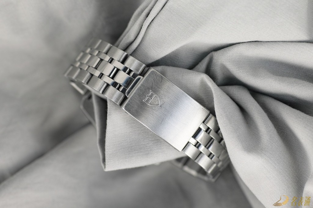 帝舵经典系列41mm值得入手吗,一万多的帝舵哪个系列最值得入手