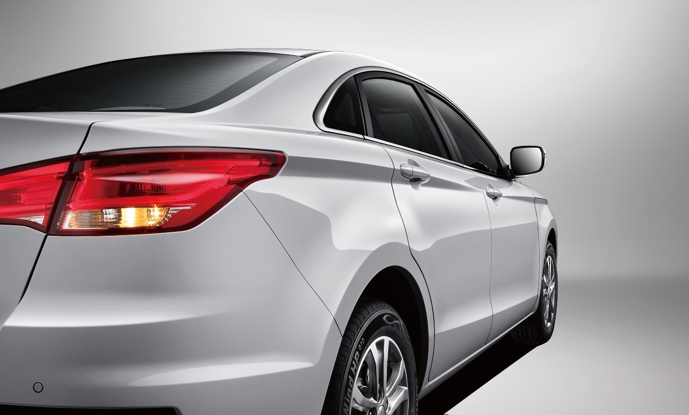 奔腾b502023款落地价,奔腾b50上市价格