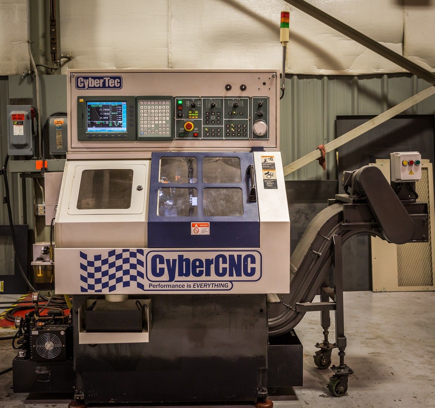 台湾丰雷数控车床,RFC-25,最节省场地的生产应用设备