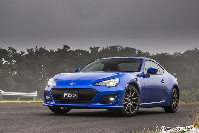 奔驰二手跑车15万推荐,10万能买到的二手奔驰