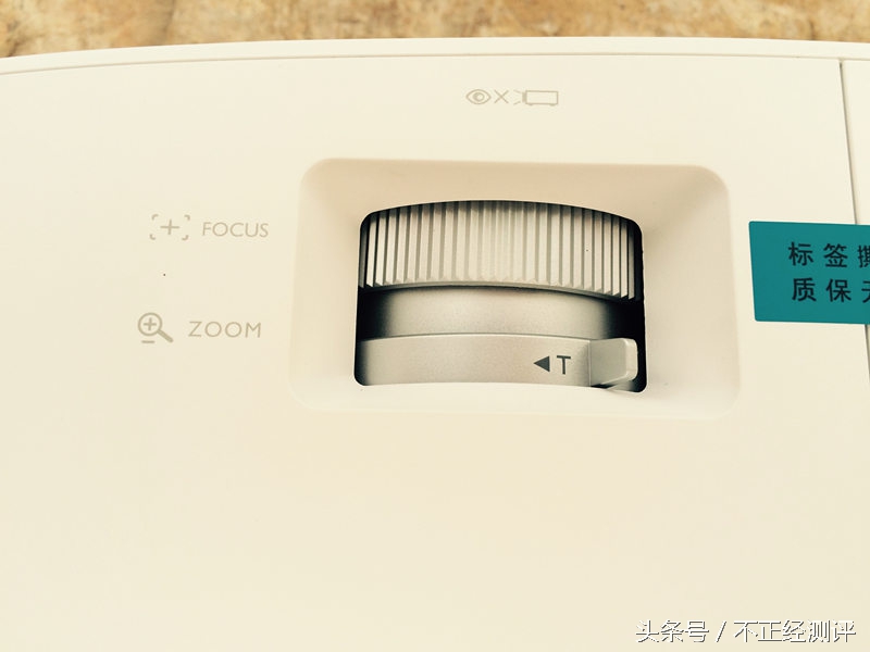 明基th685游戏投影机,明基th683投影