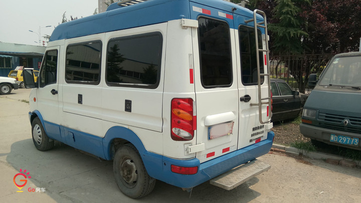 依维柯2046房车改装全过程,依维柯都灵v改房车