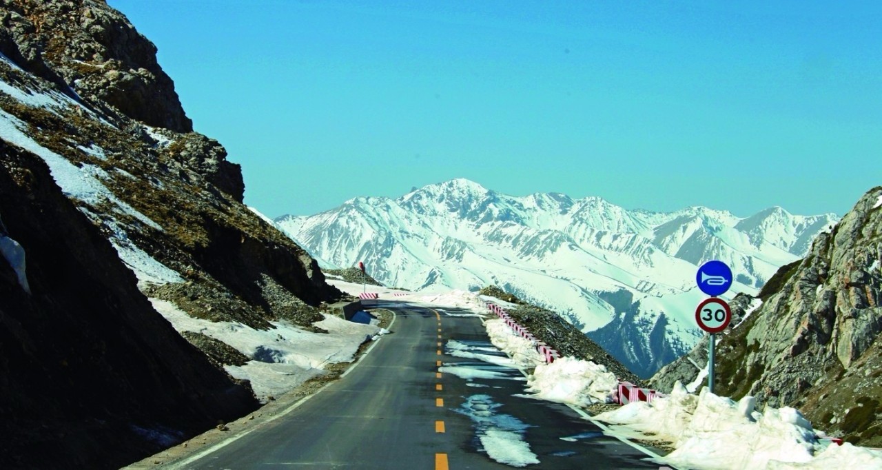 险过独库，美过101，伊犁还私藏着这样一条经典之路！