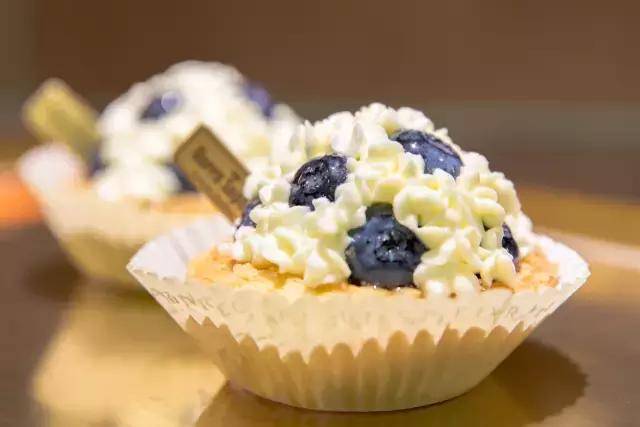 72层开酥蛋挞,风靡朋友圈美食蛋挞