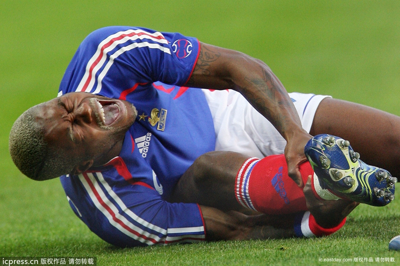 世界足坛十大断腿事件,足球史上十大最恐怖的断腿