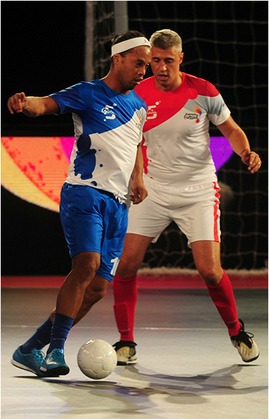 不只伊布!今夏自由球员好货多多别忘了失业快一年的小罗