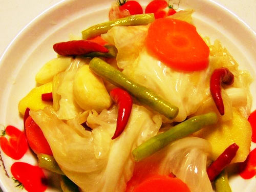 得了口腔溃疡食谱,得了口腔溃疡能喝什么水