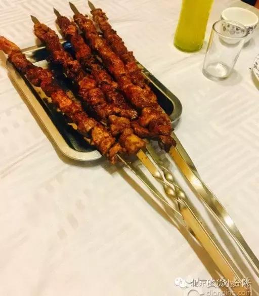 撸串最美的地方,北京烤串老字号有名的店