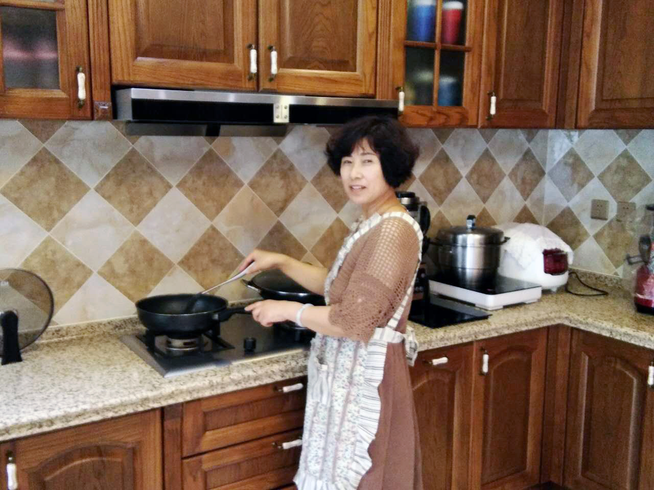 当你拥有一个橱柜,无论你是谁无论你在哪英语