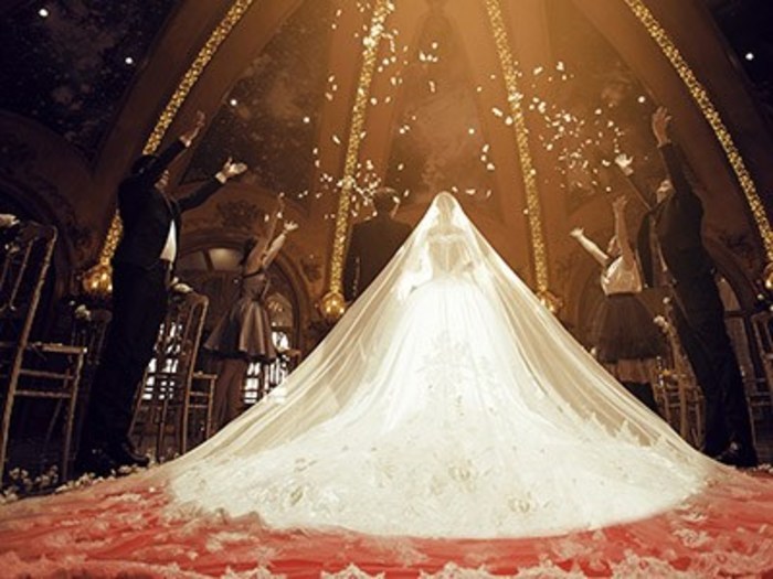 刘诗诗陈妍希婚纱照,陈妍希唐艺昕婚纱