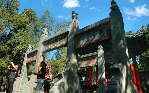 洛阳关林庙免费时间,洛阳关林庙灵验的地方