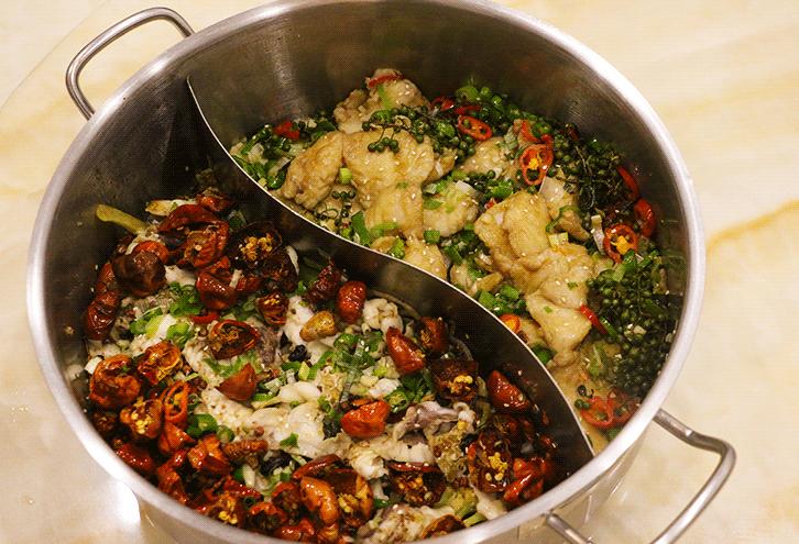 这艘巨型渔船终于驶入泉州，鱼控们上船后已经失控！