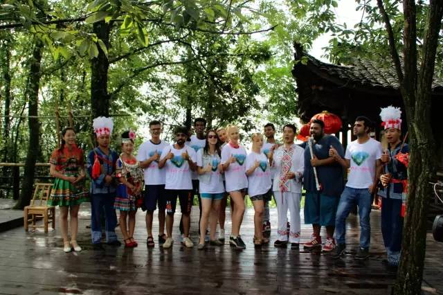 歪果仁眼中真实的中国,歪果仁中国人都这么厉害吗