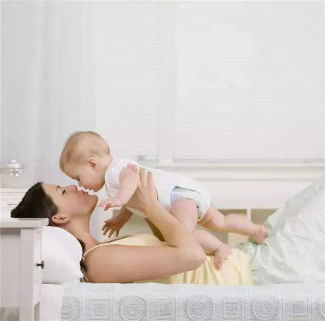 剖腹产之后的确很麻烦，产后3天怎么护理很重要