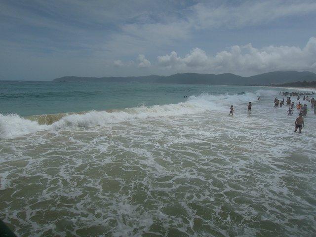 三亚天海一色演唱会,三亚亚龙湾一线海景复式