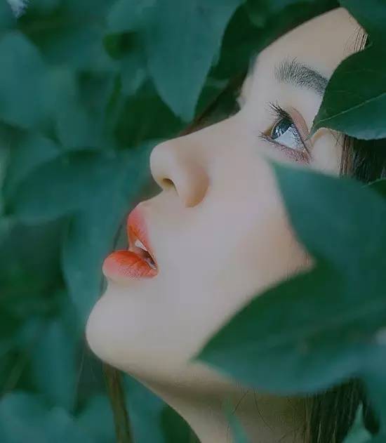 听说，你脸上贴的面膜吃*片鸦**了？！