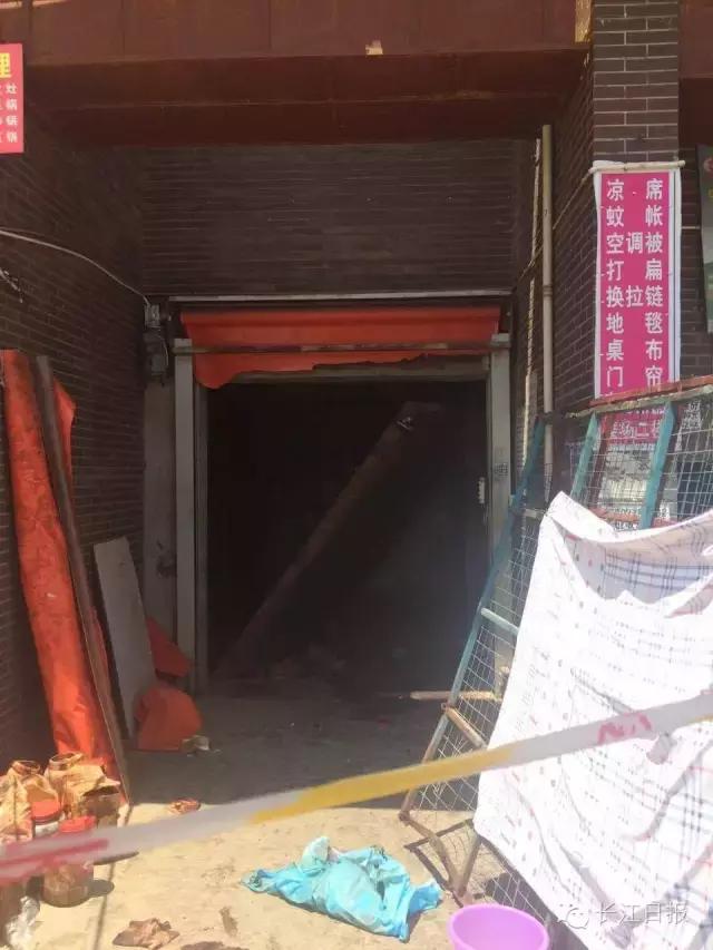 男子电梯坠亡事件,男子生日电梯坠亡