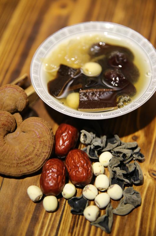 鐏佃姖绁炲浼犺,鐏佃姖鍗冨勾鐝嶅搧