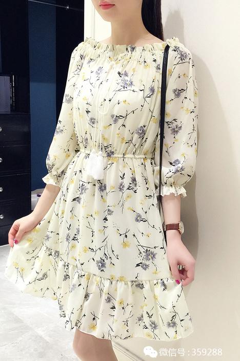 梦梦清森，邻家女孩不由言说的美！