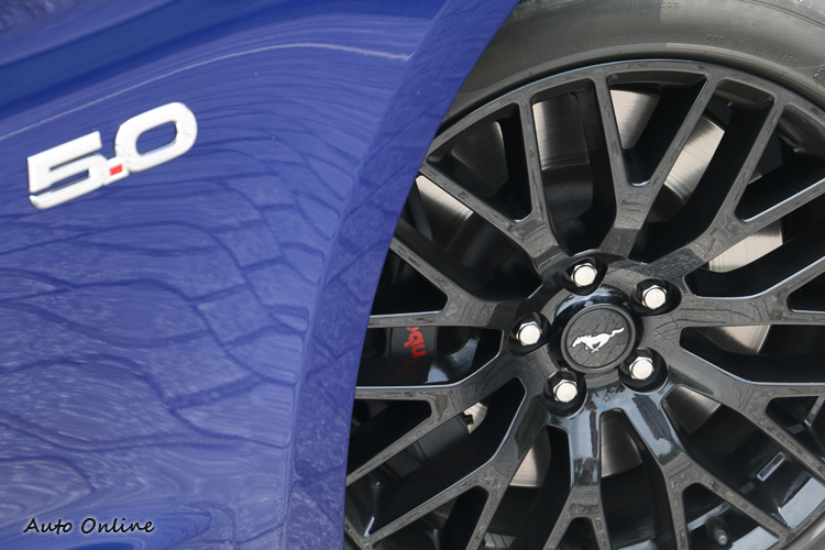 ford野马敞篷,野马mustang5.0眼镜蛇