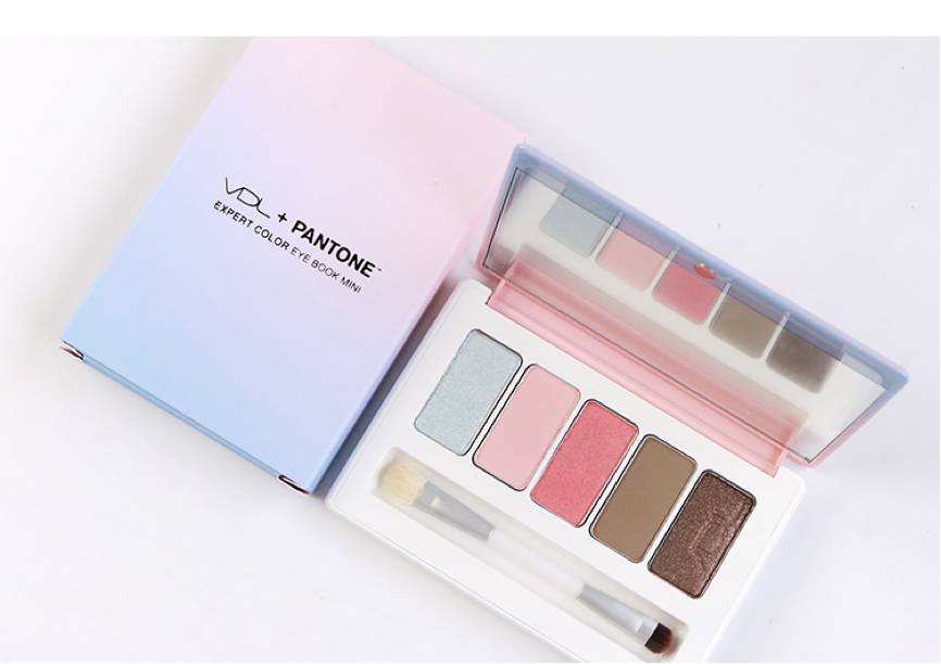 原宿风再起如何让“彩虹头”光艳一整夏