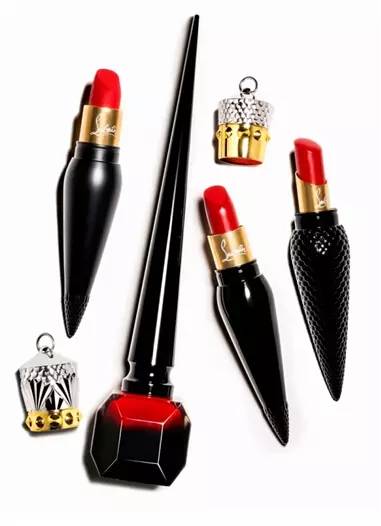 世上没有什么事情是一只口红不能解决的！如果有，那就是两只！