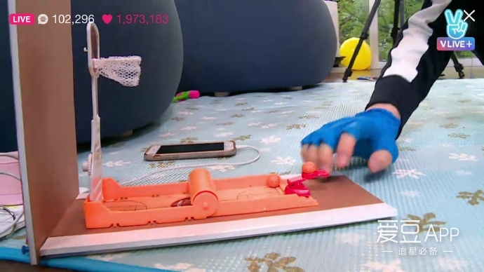 exo2018推特直播,exo分享超长介绍