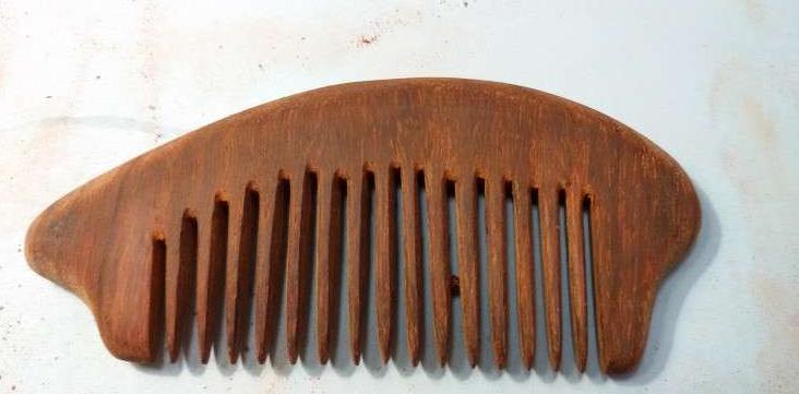 天然紫檀木梳子纯手工制作,小叶紫檀梳子做法