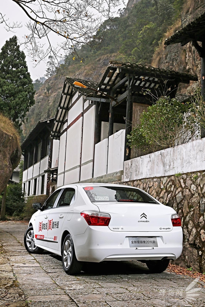 经济实惠和舒适并重,2016年自动挡爱丽舍值得买吗