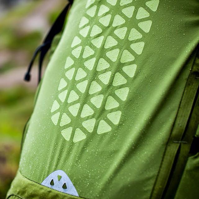 有了这份「夏日买包小指南」，我不会死在这个夏天了