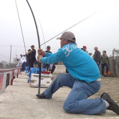 大鱼钓鲟鱼视频,钓鲟鱼视频300斤以上完整版