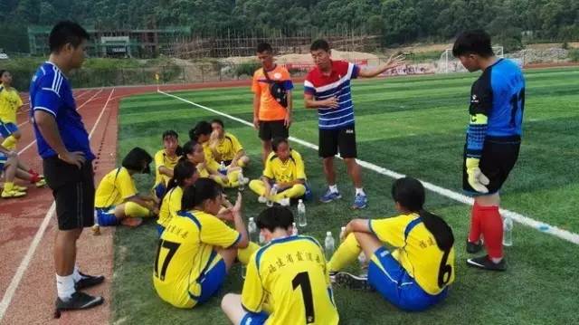 霞浦足球又逆天了,这群妹子代表福建出征连送对手两个4比0