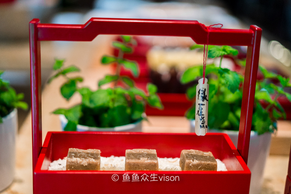 这里曾经也是繁华都市,古朴优雅充满禅意的私家园林