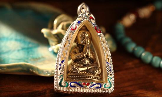 到韩国旅行的后果,去日本和韩国旅游买什么东西好