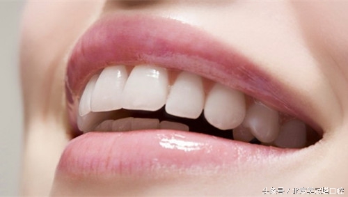 镶的烤瓷牙有什么不习惯的吗,为什么一定要镶烤瓷牙