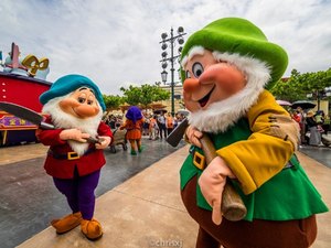 上海迪士尼两日游攻略及费用,上海迪士尼一日游预约攻略