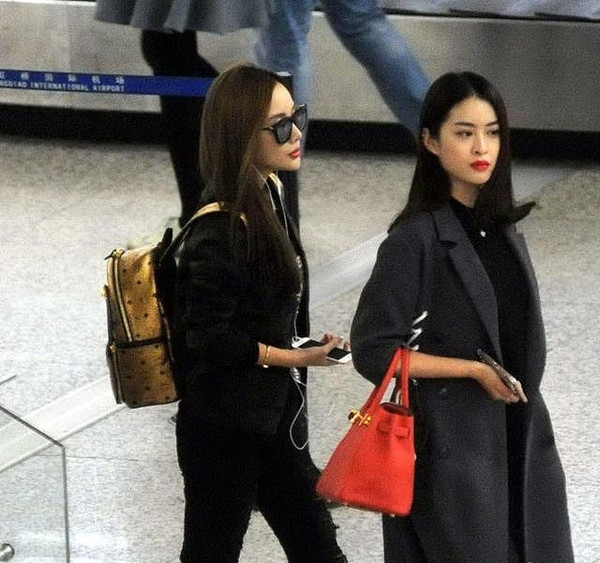 超级有质感的双肩包谁不爱,高颜值双肩包学生党必备