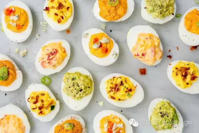 用煎蛋锅煎蛋真是仪式感满满,怎样用煎蛋锅煎蛋不糊又熟透