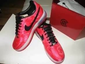 除了以最屌的姿势上热搜,他还创立了这样一个品牌!