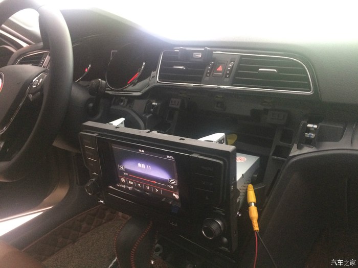 年轻人选车多一个选择：凌渡330TSI用车感受