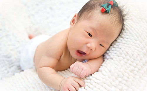 14岁女孩手脚冰凉出汗是什么原因,11个月宝宝手脚冰凉出汗怎么回事