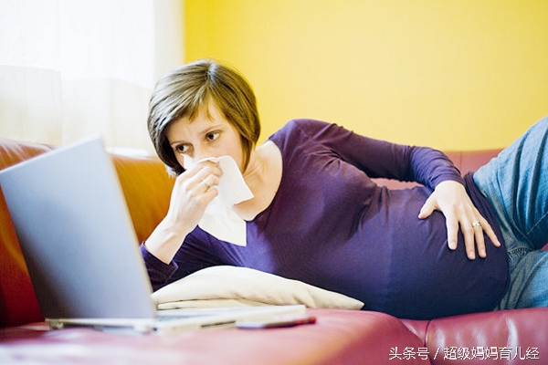 哺乳妈妈感冒了能喂奶吗?能吃药吗?