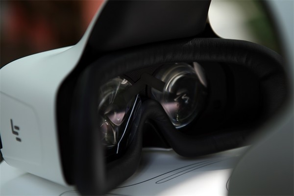 乐视超级头盔支持手机,乐视超级头盔怎么用