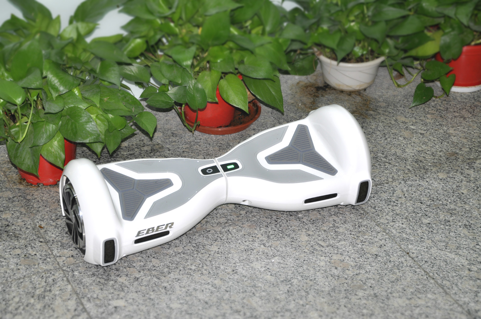 专一而精做不一样的硬件——EBER智能生活屈湘衡