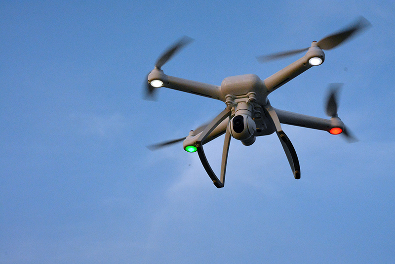 小米无人机有多厉害视频,小米年轻人的第一台轰炸机