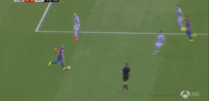 杂耍倒钩普斯卡什,令人窒息的凌空抽射梅西